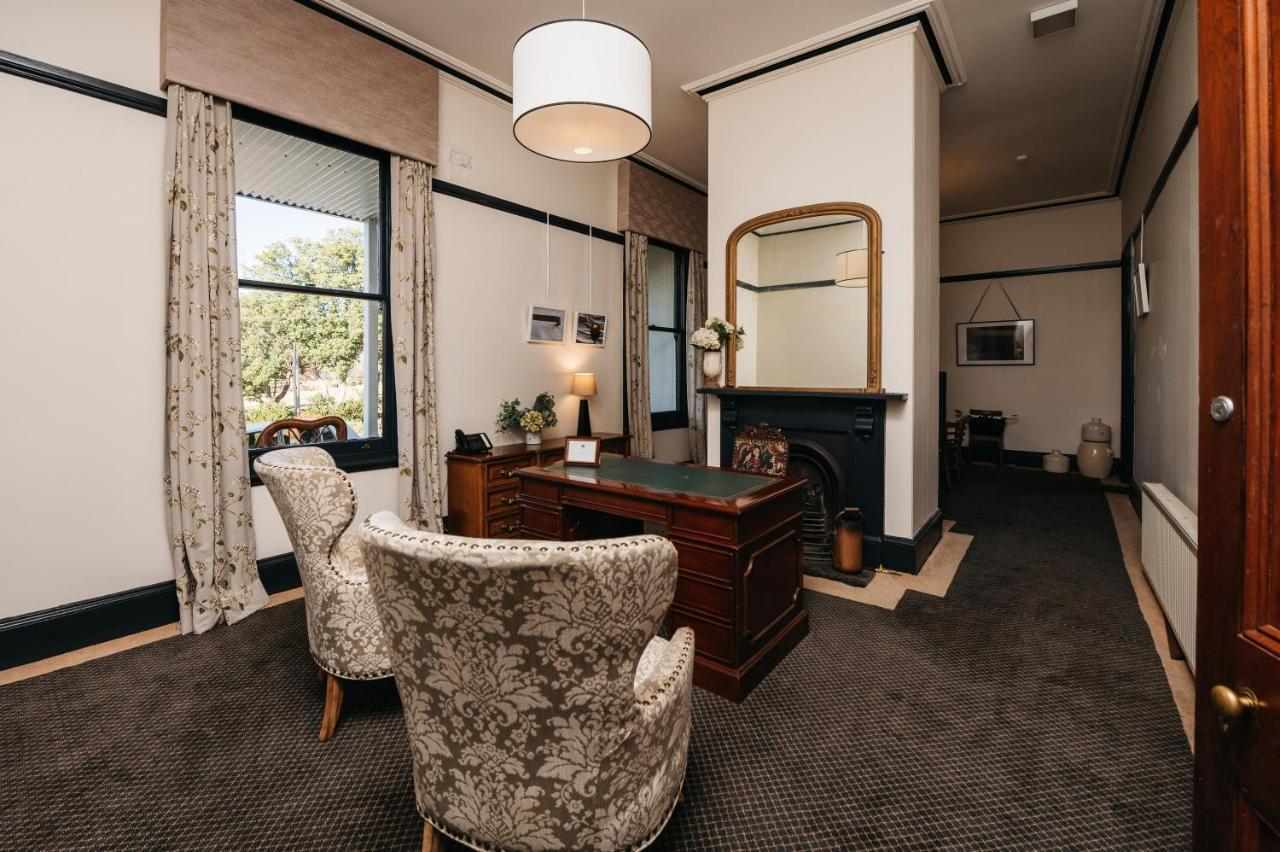 Hotel Etico At Mount Victoria Manor Bagian luar foto